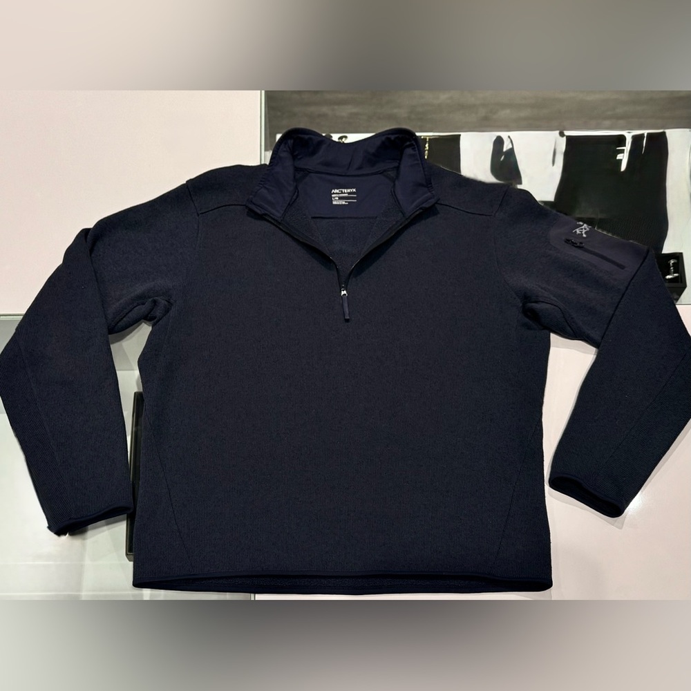 ARC’TERYX Navy Covert Fleece Quarter Zip L